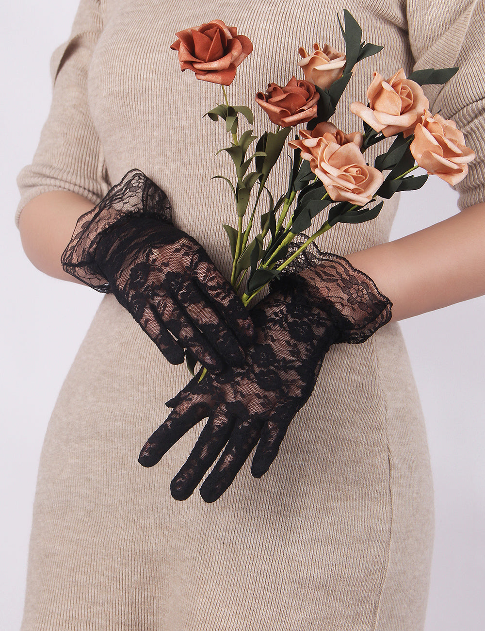 Enchanting Black Lace Gloves