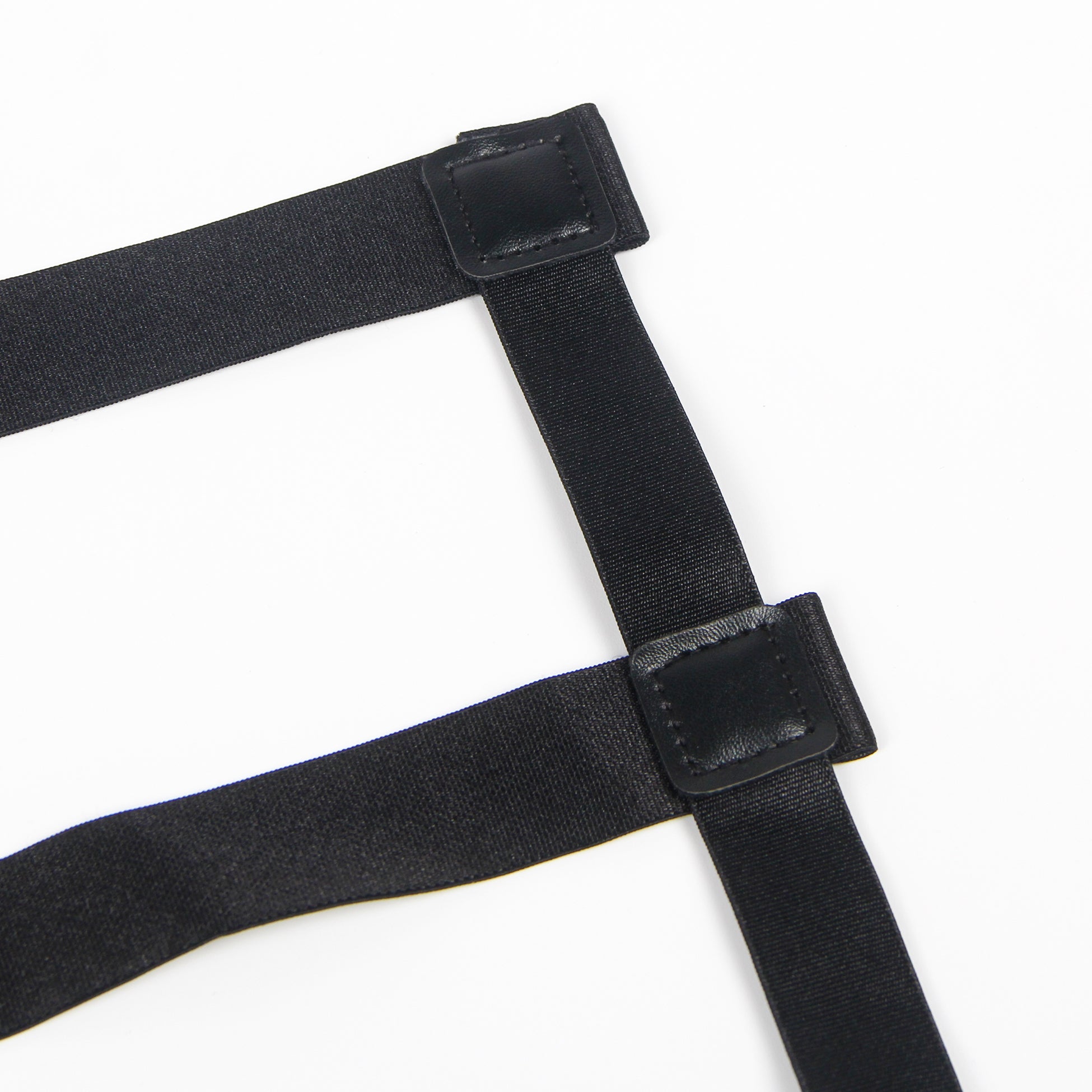 Black non-slip double leg loops with clip