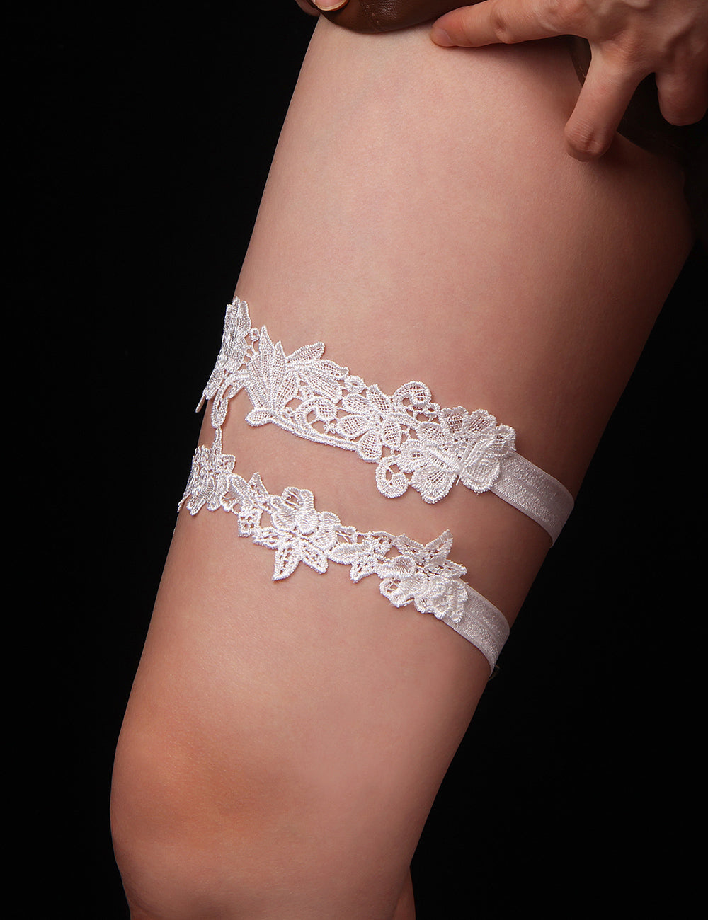 White Sexy Floral Lace Bow Leg Ring